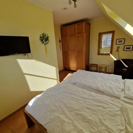 Apartment Seemoewe Mit Deichblick Butjadingen-burhave *